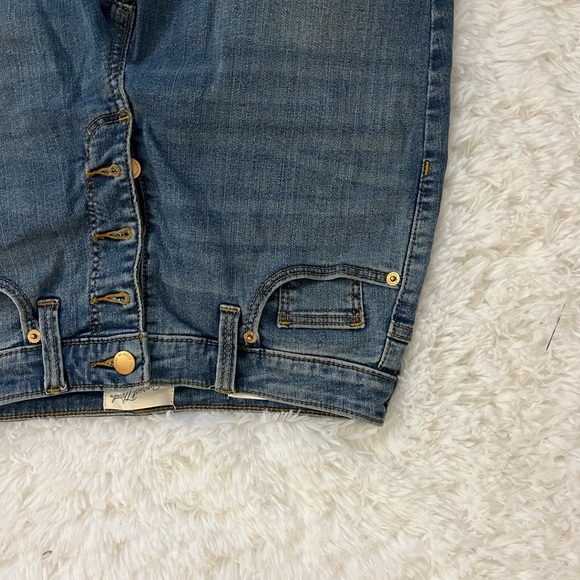 Universal Thread High-rise Skinny Jean - Picture 4 of 4